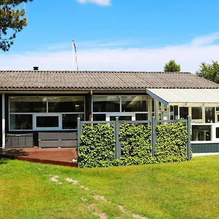 6 Person In Hadsund * Nørre Hurup